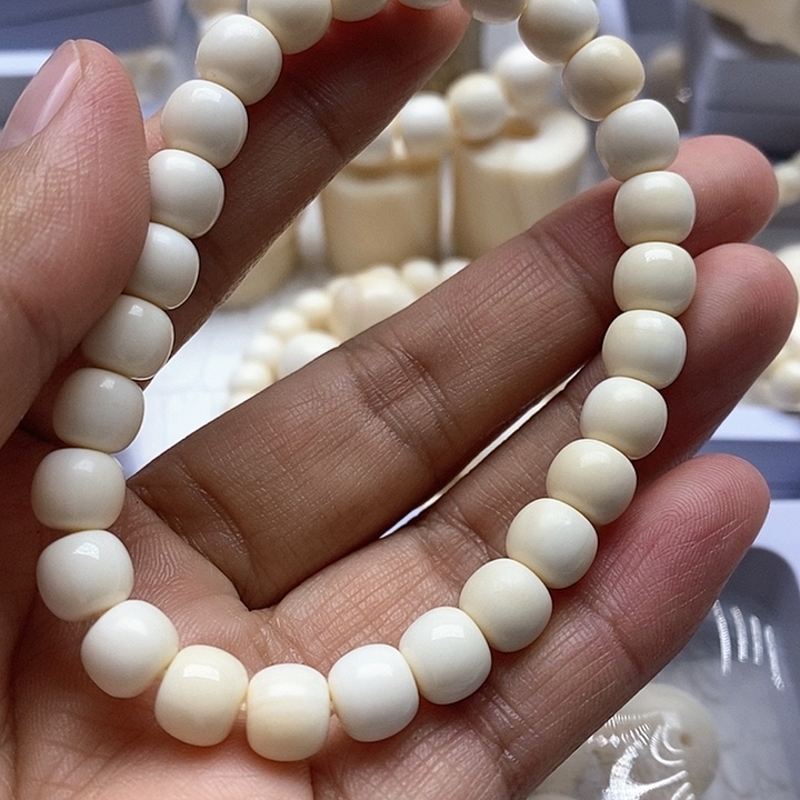 贝壳手串/手链7成8全肉手链