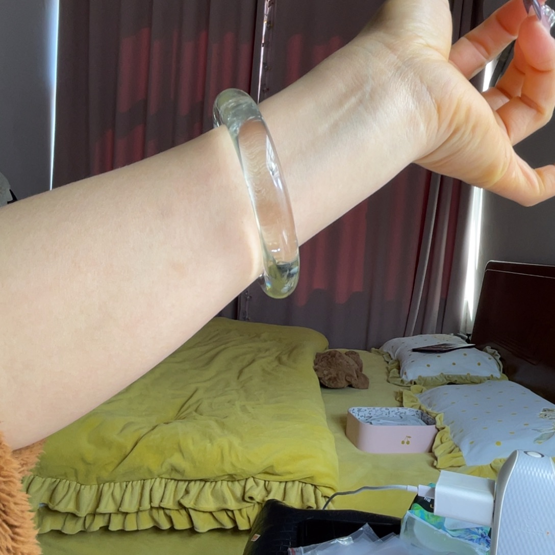 水晶手镯62.6圈口25号未镶嵌嘟**