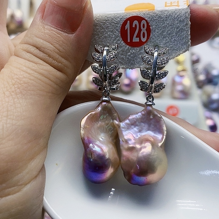 银S925镶嵌耳饰淡水珍珠