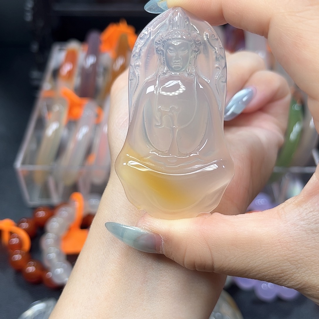 玛瑙/玉髓颈饰未镶嵌