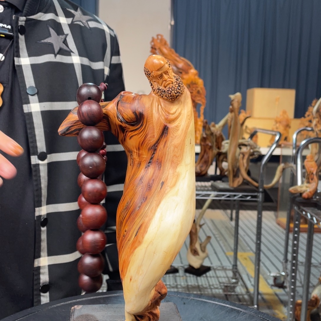 柏木（崖柏）随型摆件