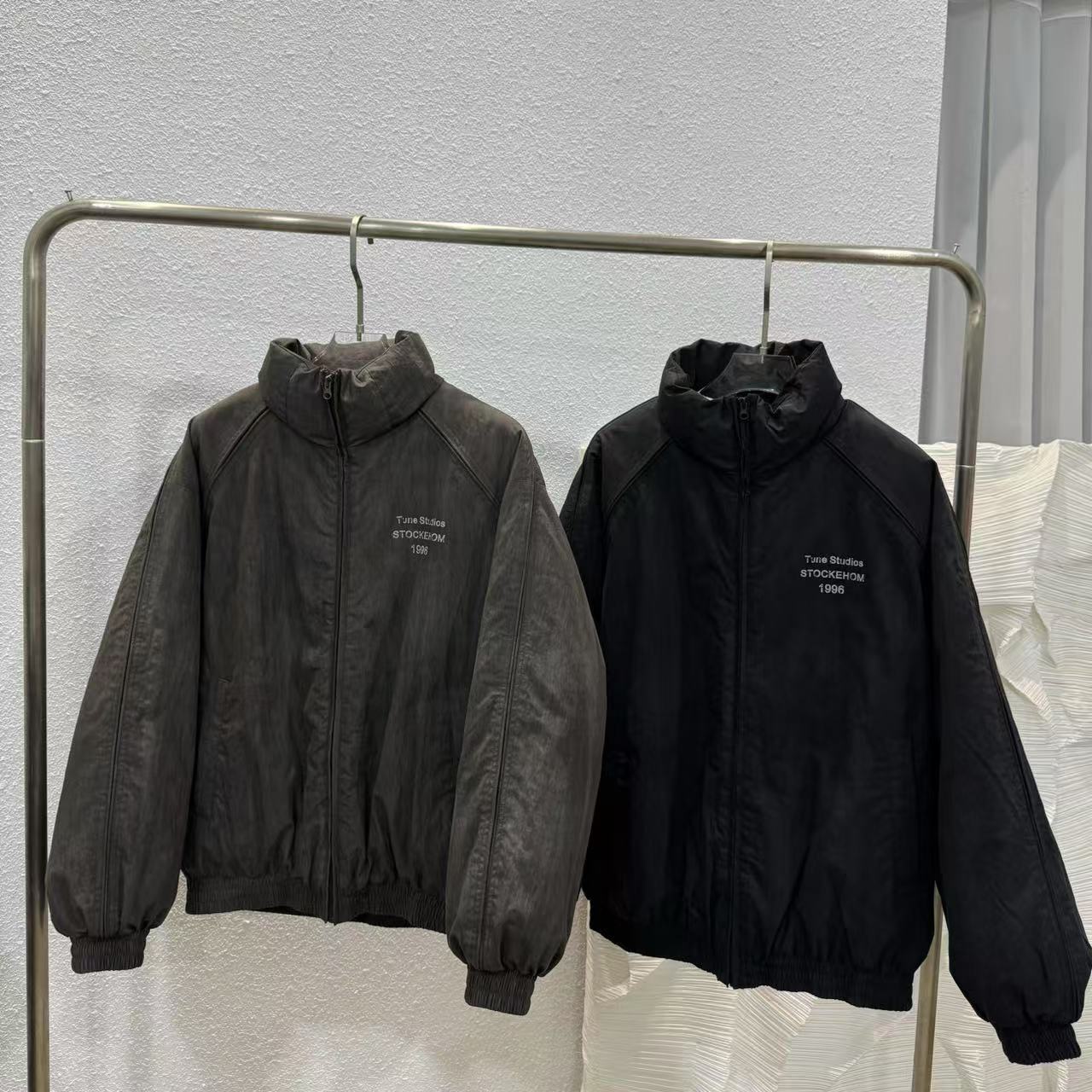 水洗工艺秋冬新款男女同款羽绒外套宽松版型