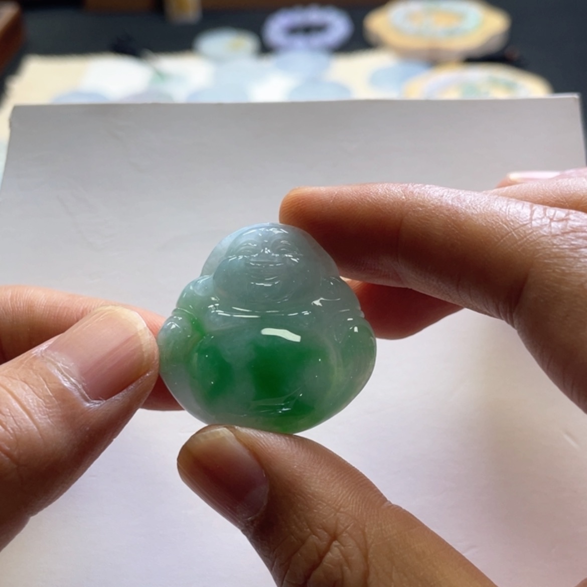 【闪购商品】翡翠未镶嵌颈饰阳绿佛公