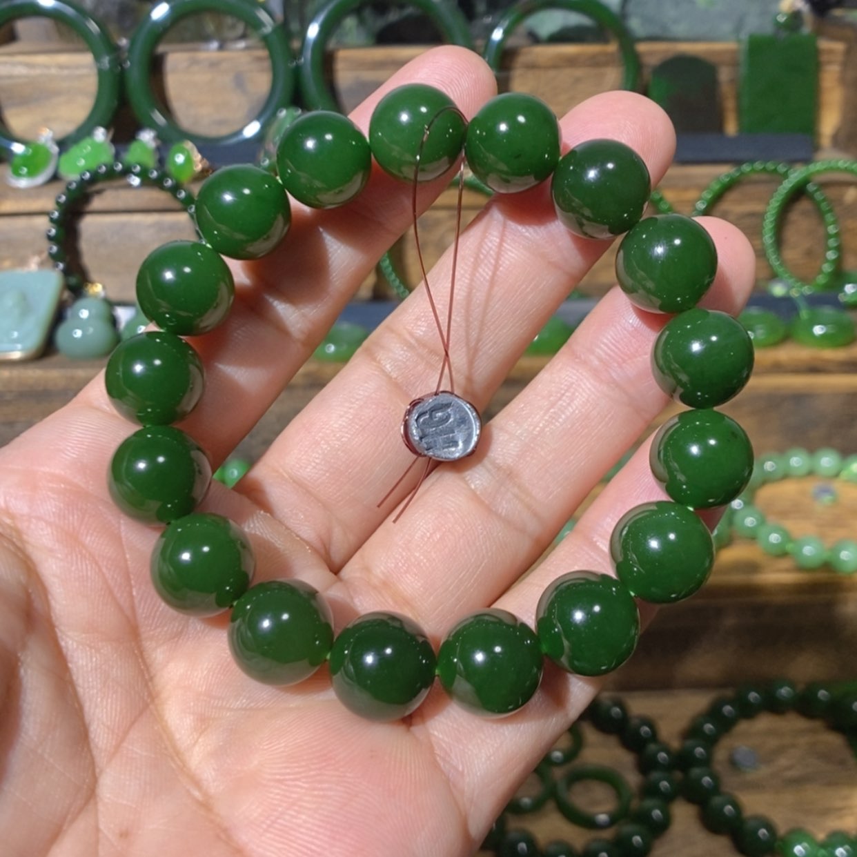 【闪购商品】吊坠(不含链)未镶嵌和田玉飞***子俄七菠菜绿手串12