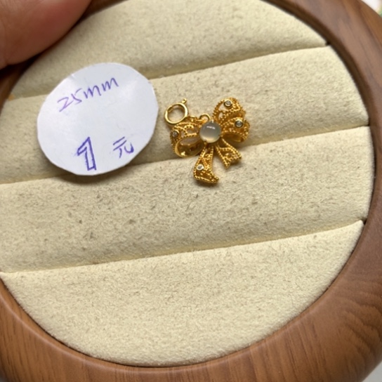 翡翠颈饰银S925镶嵌翡翠