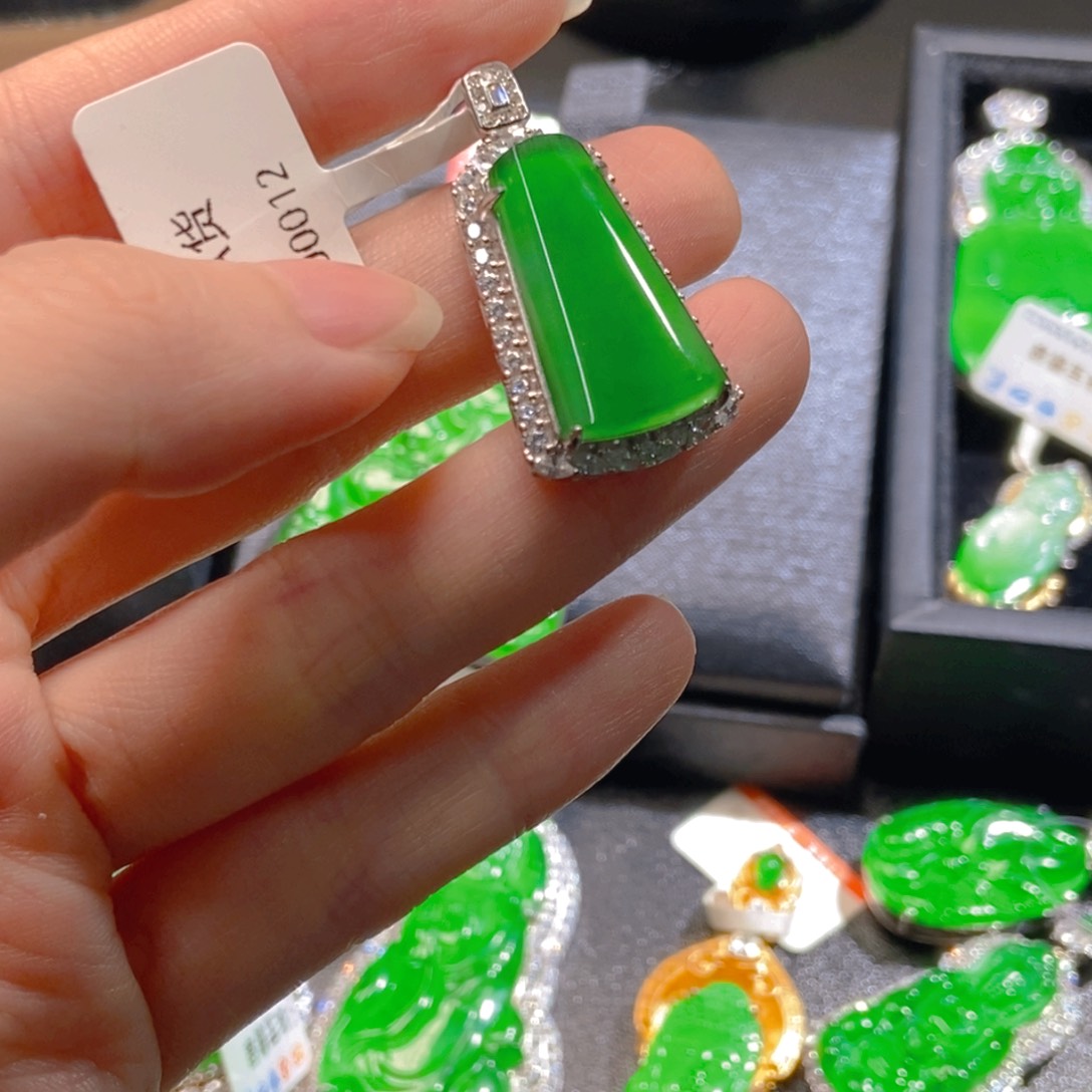 吊坠(不含链)银S925镶嵌翡翠