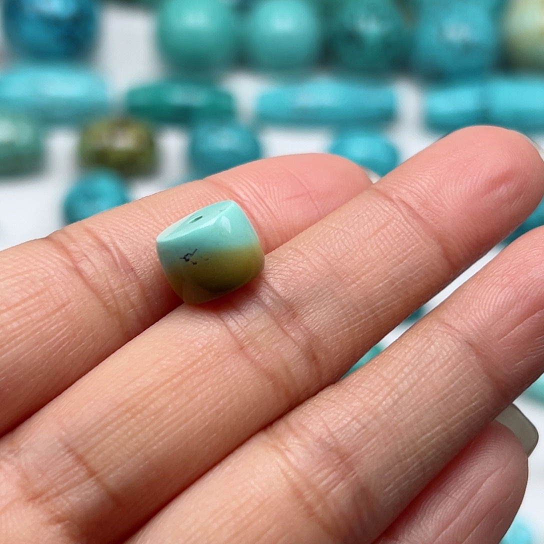 绿松石珠宝奇石未镶嵌葛