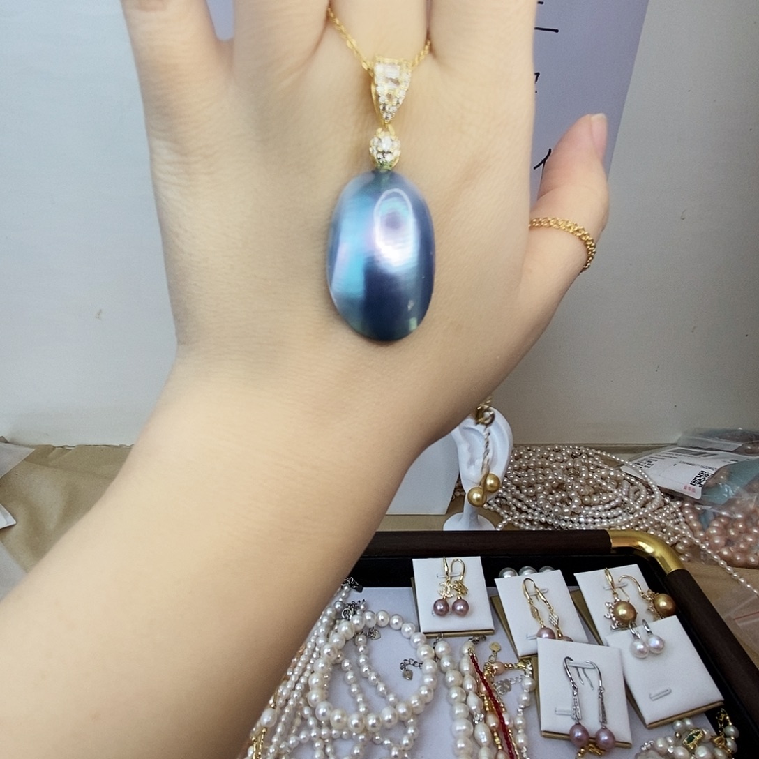 淡水珍珠吊坠(赠链)合金