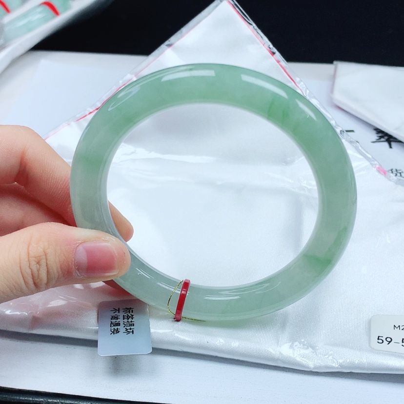 【闪购商品】翡翠手镯（圆镯）未镶嵌天然缅甸a货手镯59
