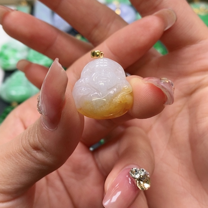 翡翠颈饰未镶嵌吊坠