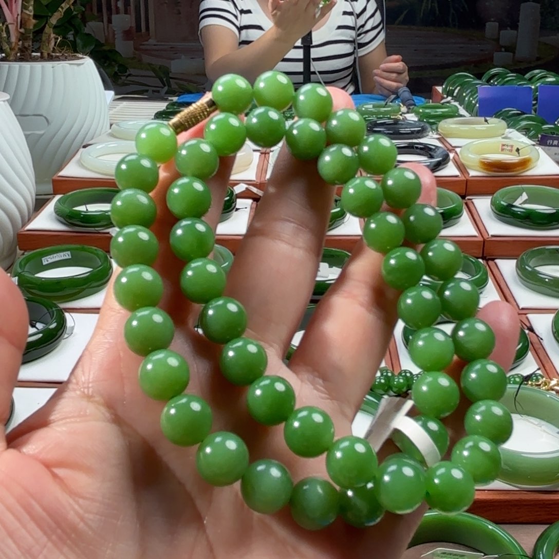 和田玉（碧玉）未镶嵌项链