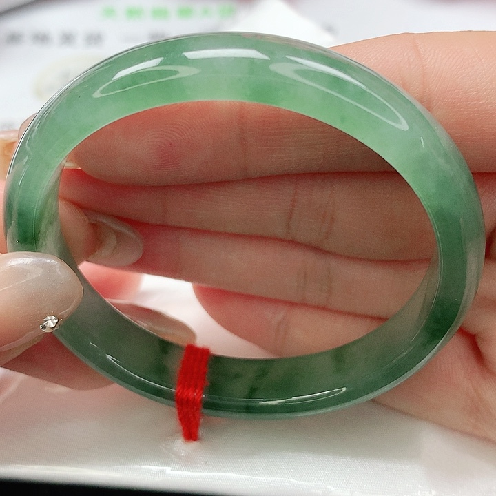 翡翠手镯未镶嵌缅甸天然A货翡翠