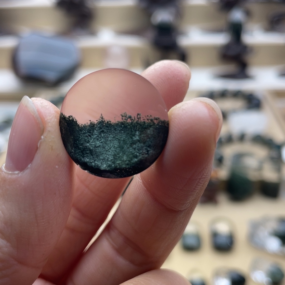 水晶未镶嵌颈饰绿幽灵聚宝盆圆牌