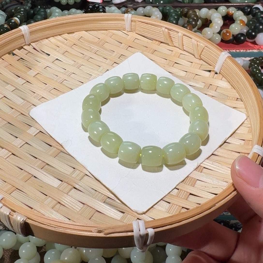 和田玉未镶嵌手链