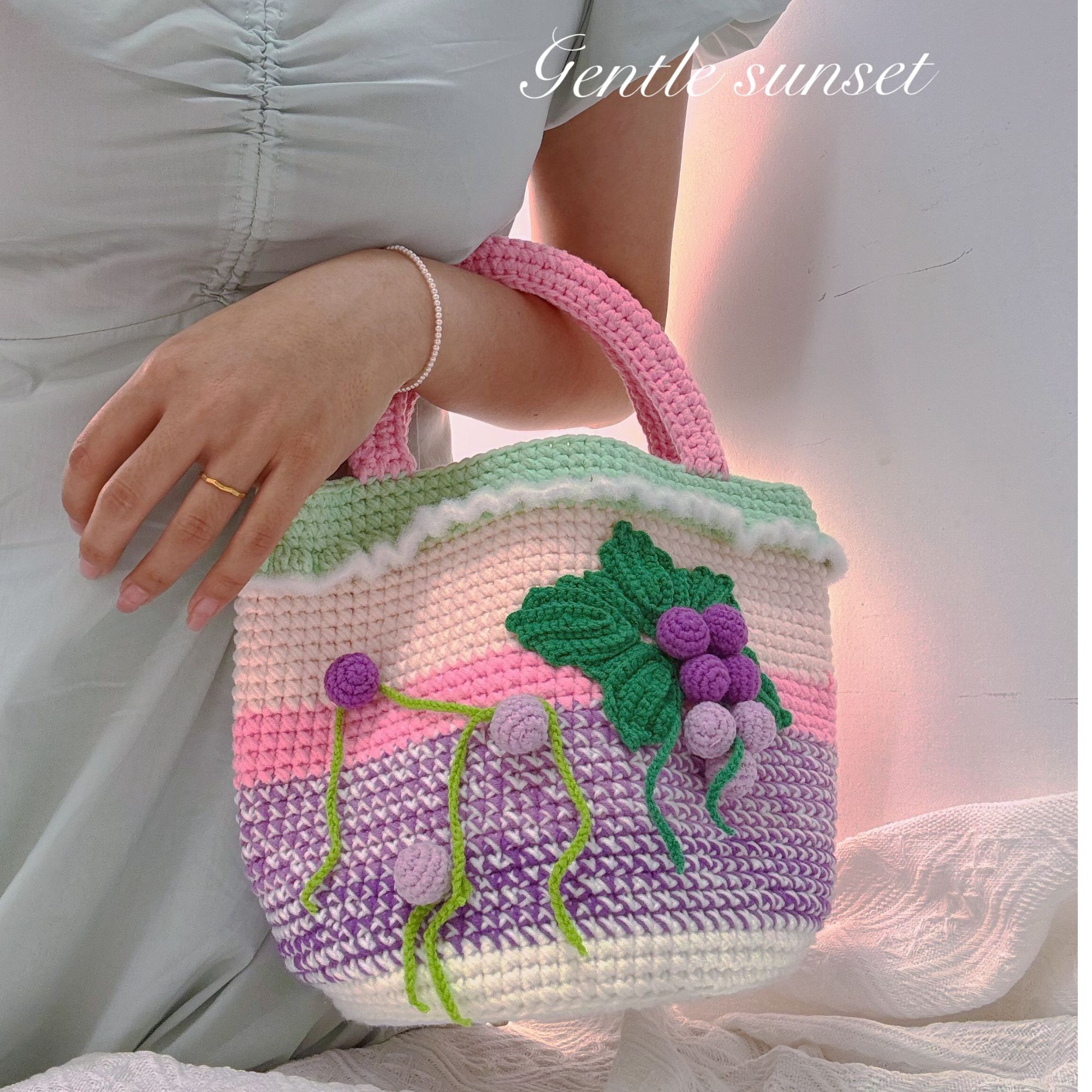 毛线钩织葡萄手提包