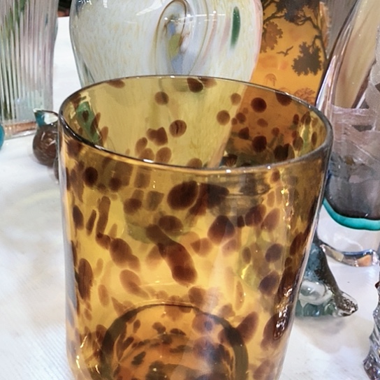 琉璃花瓶高25厘米口径17厘米