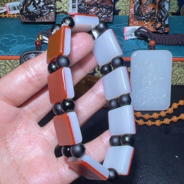 和田玉未镶嵌颈饰J