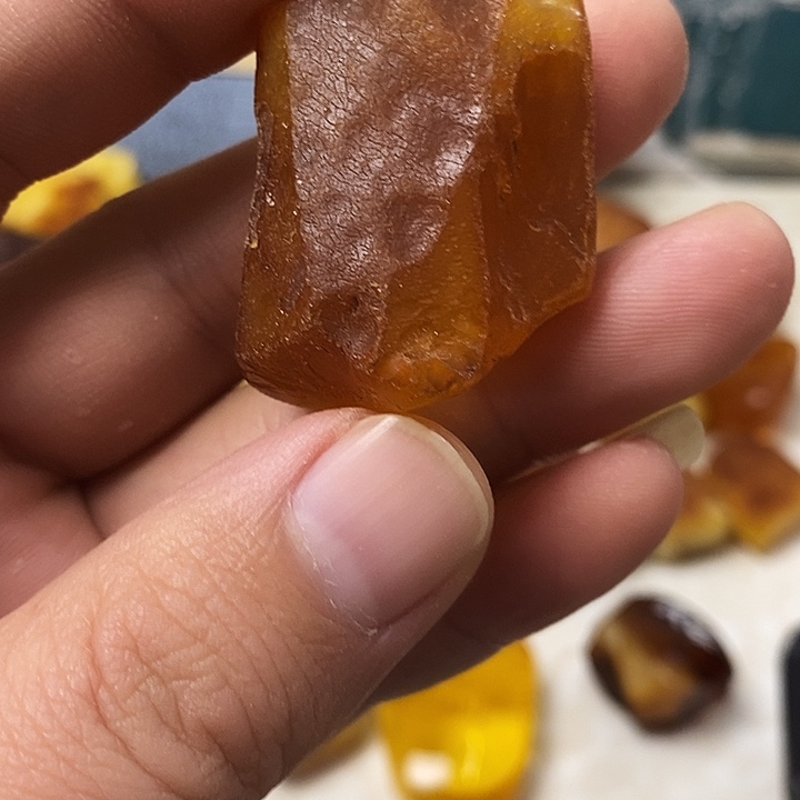 未镶嵌定制蜜蜡定制吊坠