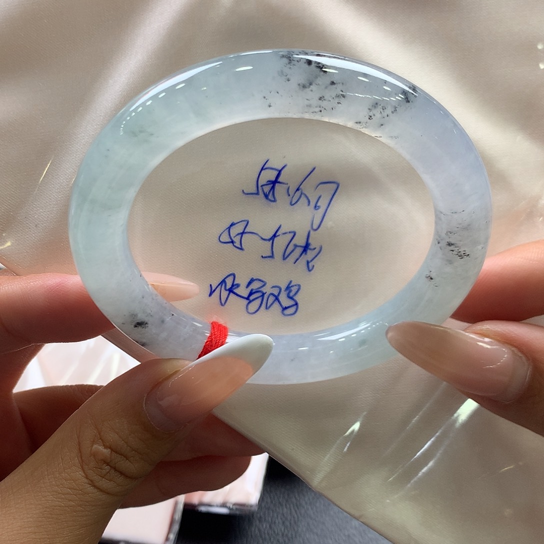 翡翠未镶嵌手镯（圆镯）28号