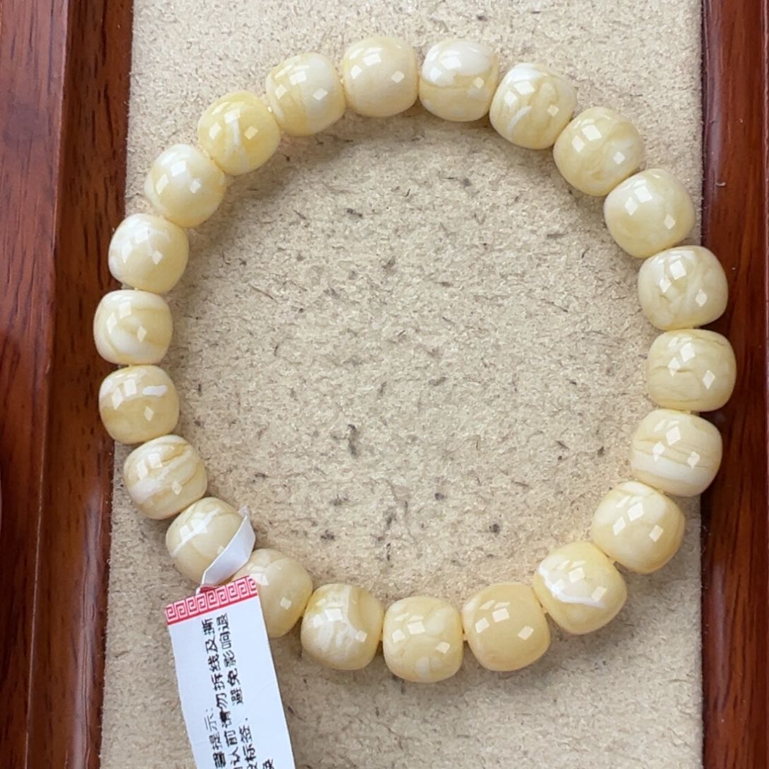 琥珀手链未镶嵌11.83白腊
