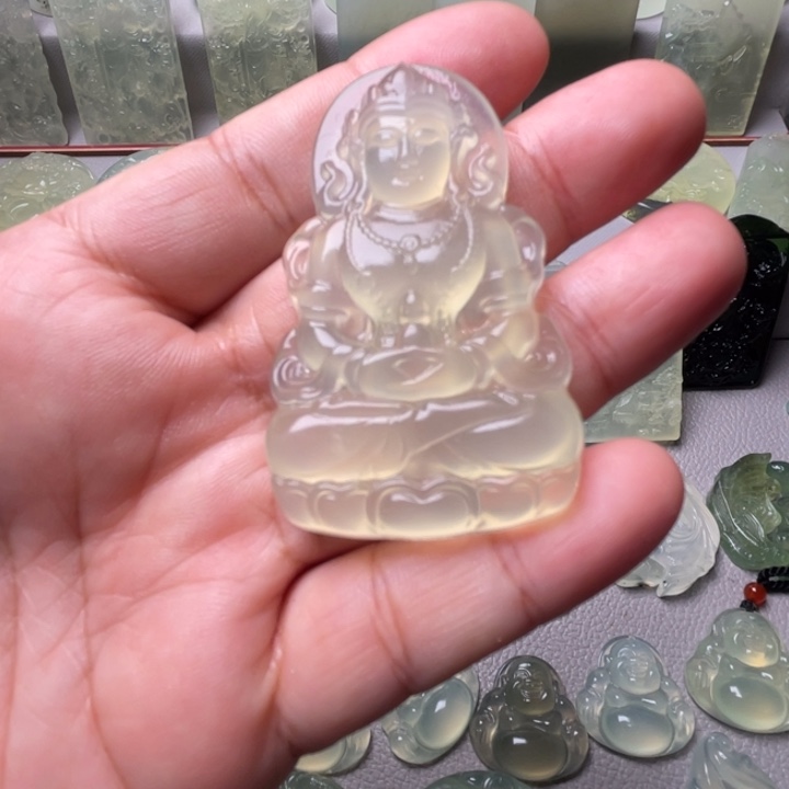 岫玉未镶嵌吊坠(赠链)