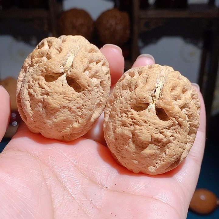 野生鬼脸乾坤核桃4045