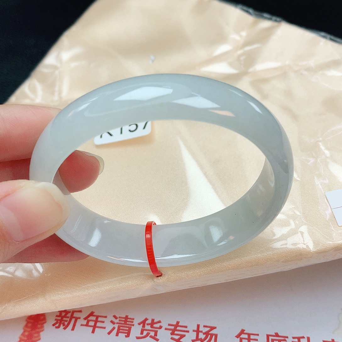 翡翠手镯未镶嵌缅甸天然A货翡翠手镯