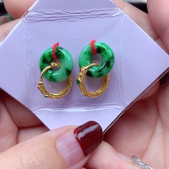 翡翠颈饰银S925镶嵌翡翠