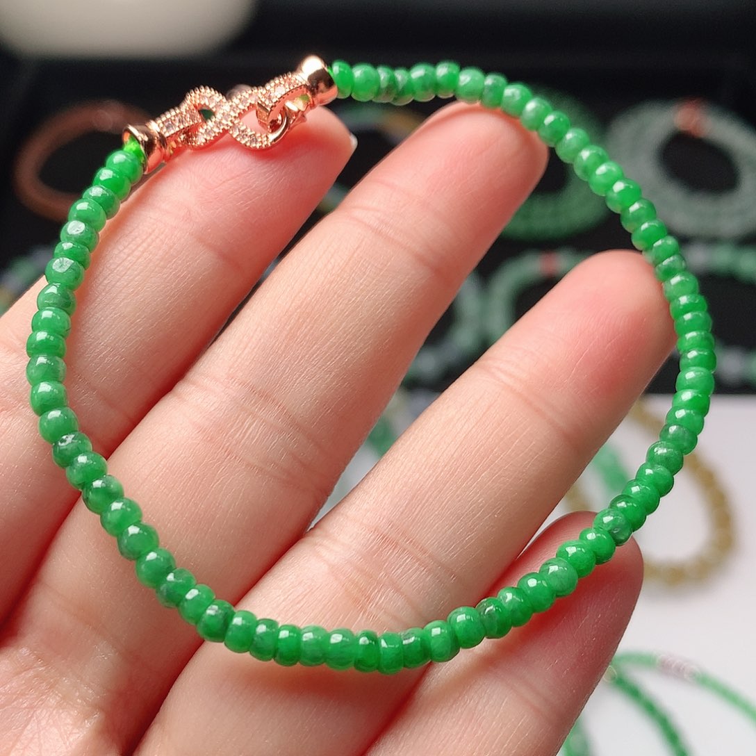 翡翠未镶嵌手链翡翠