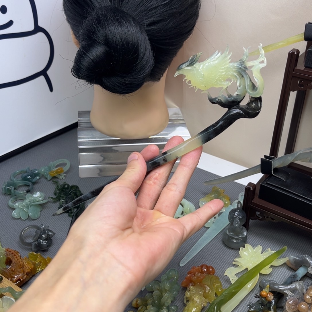 灵***法蛇纹石玉合金发饰