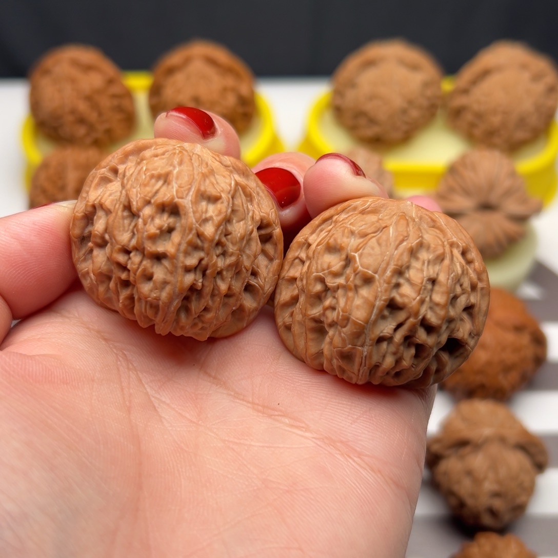 文玩核桃把件38.5全品原桩山地磨盘