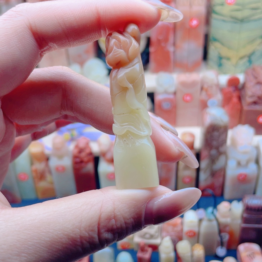 寿山石桃****ɞ寿山石手工篆刻