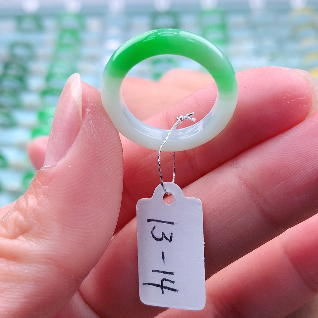 翡翠戒指未镶嵌A货缅甸翡翠