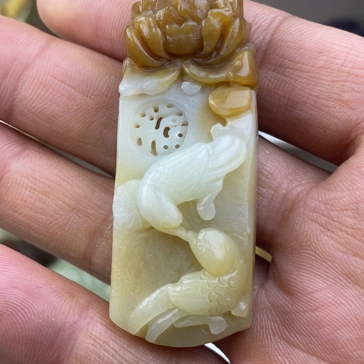 和田玉（糖玉）未镶嵌颈饰