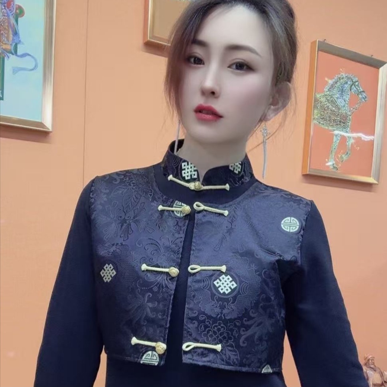 假两件马甲连衣裙