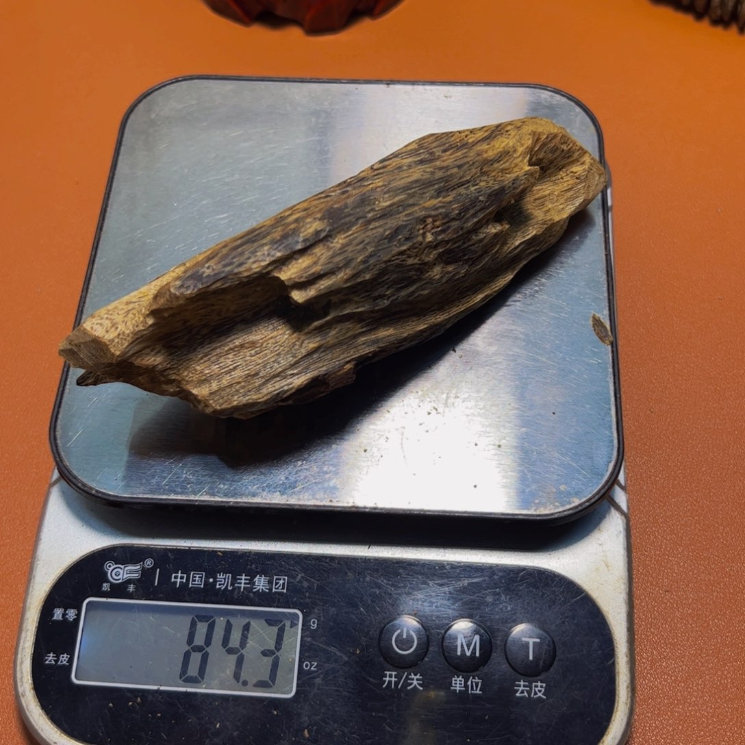 沉香木手把件泡*猪沉香料