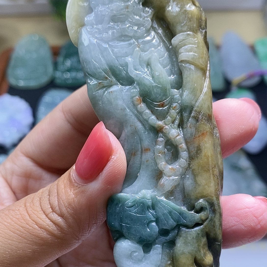 【闪购商品】翡翠未镶嵌颈饰达摩