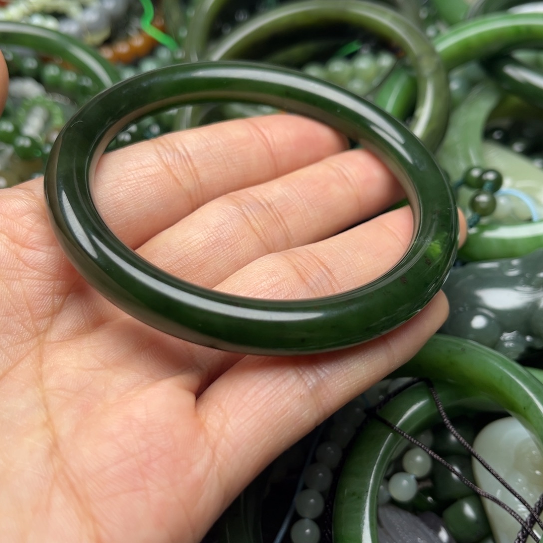 和田玉（碧玉）未镶嵌手镯59➕