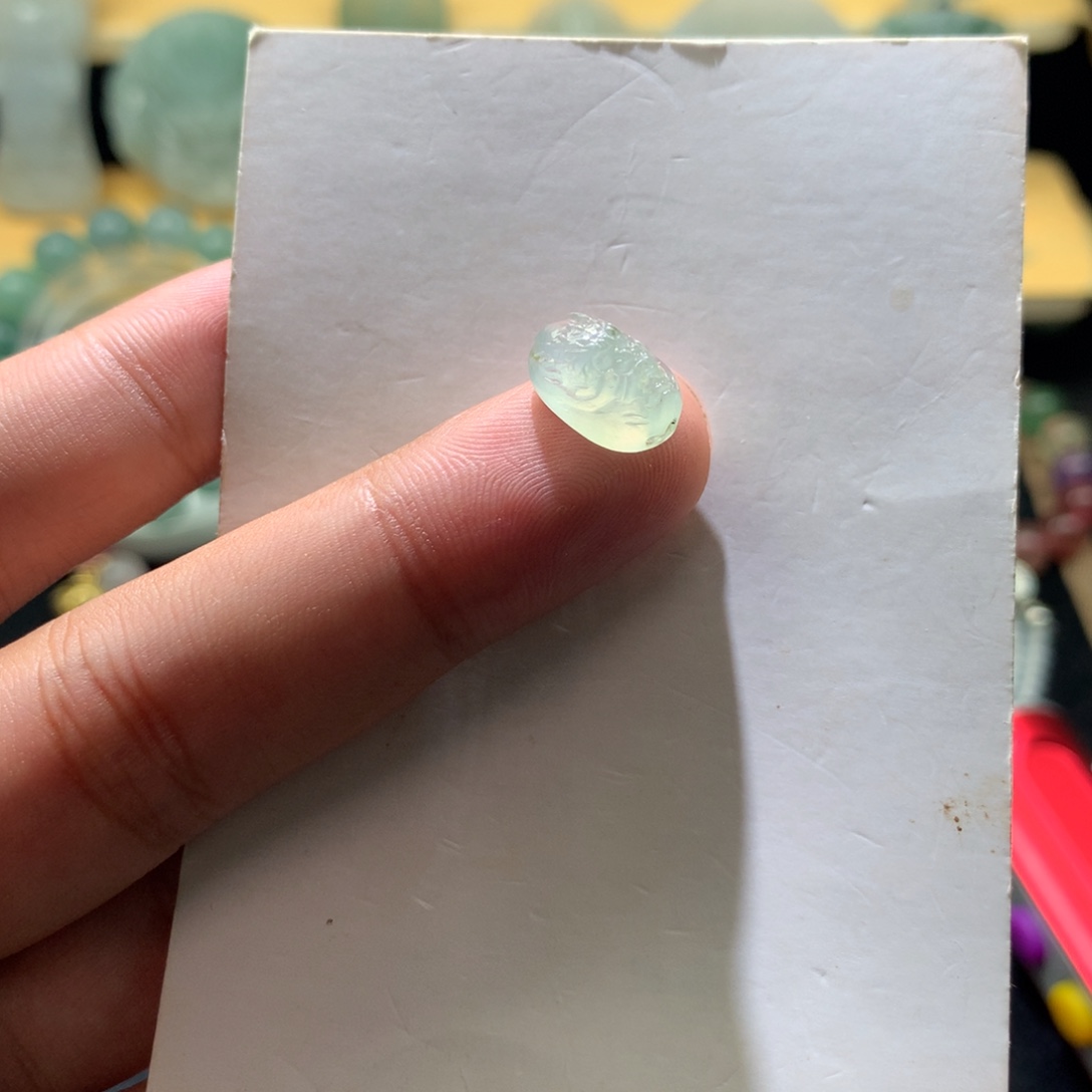 翡翠未镶嵌颈饰0000