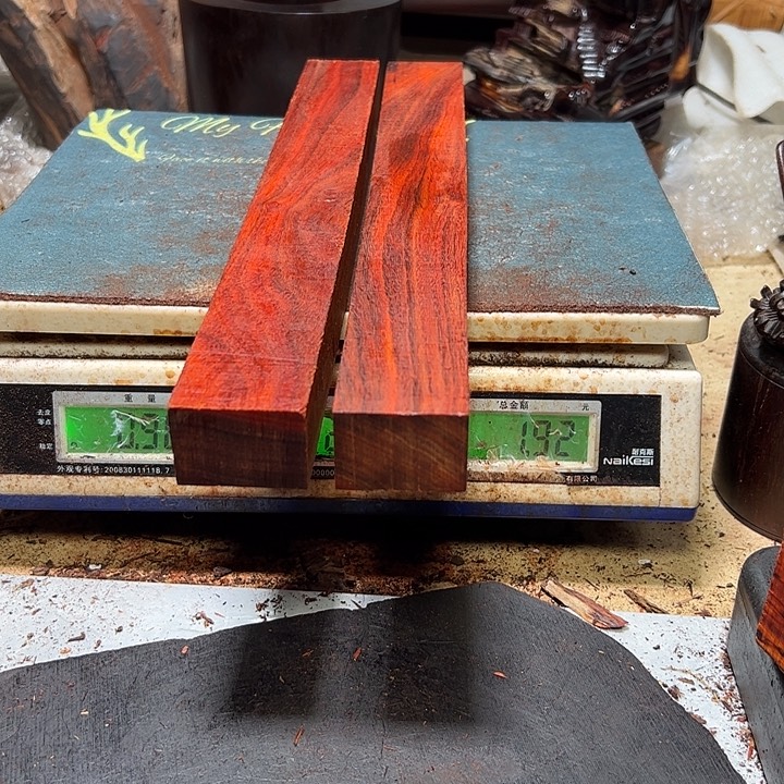 檀香紫檀（小叶紫檀）正