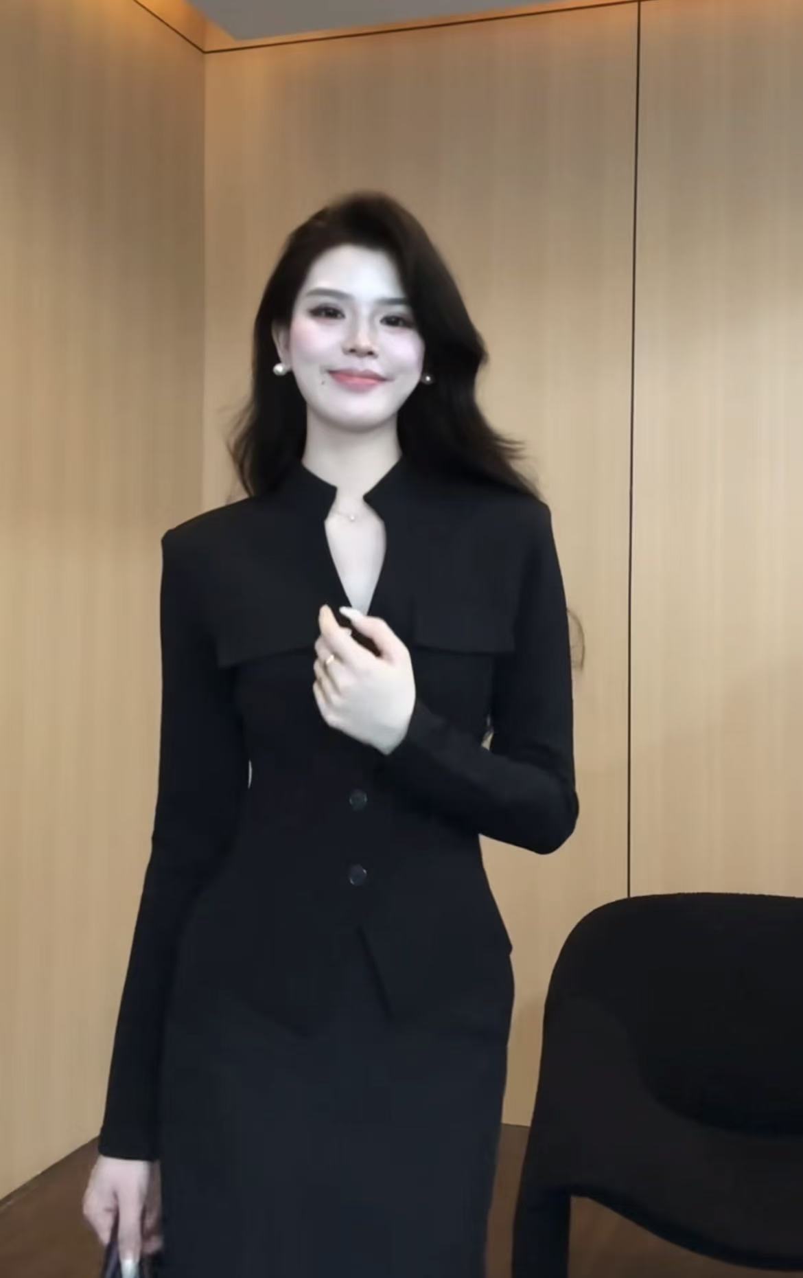 少量现货【月下风铃】设计感高级时尚气质修身显瘦长袖外套0927款