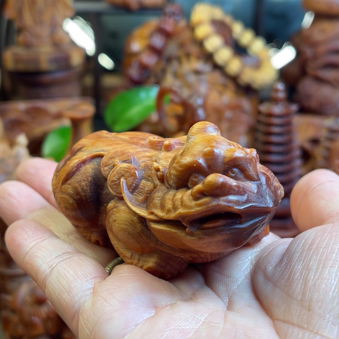 其他松木（琥珀木）瑕貔貅