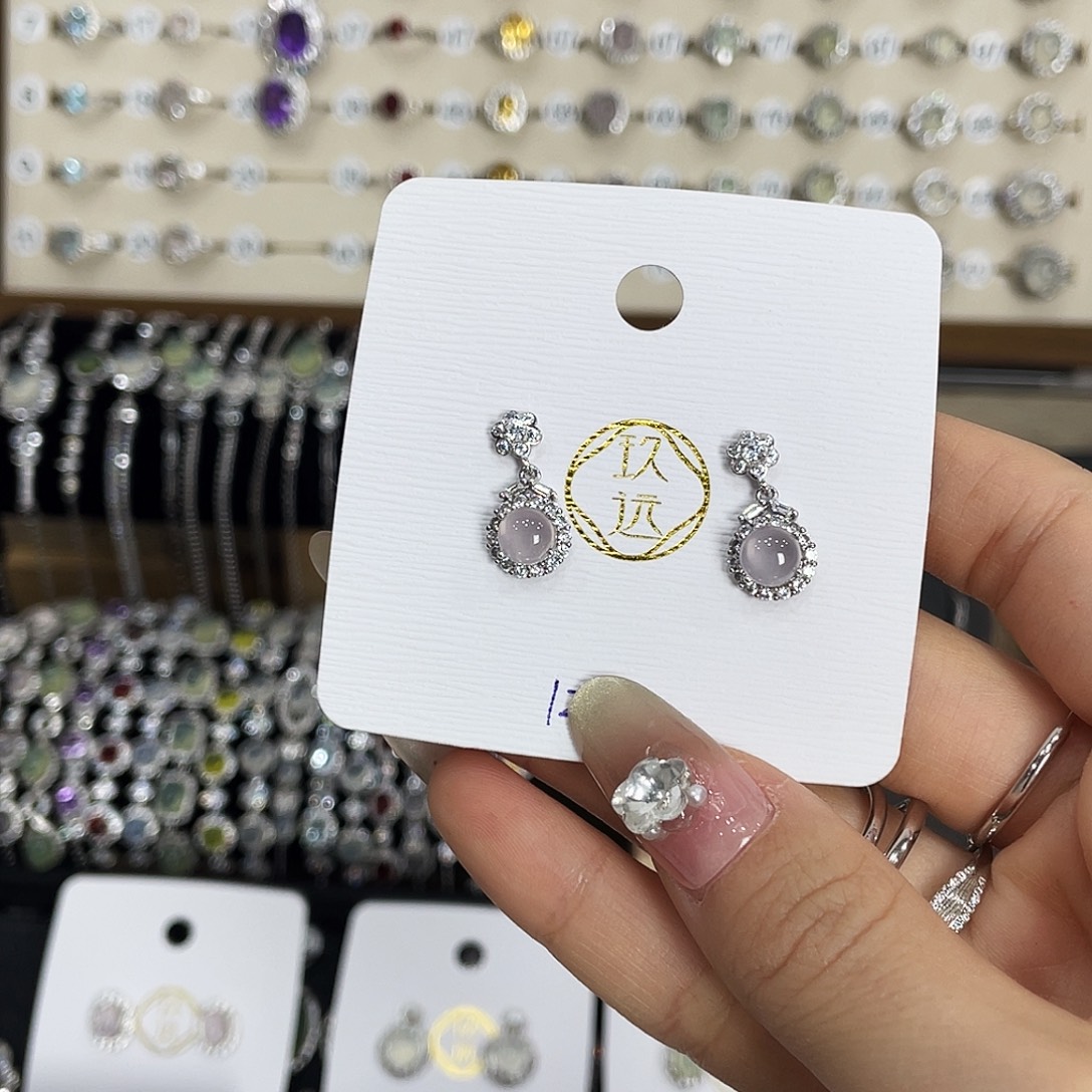 老***j耳饰银S925镶嵌芙蓉石