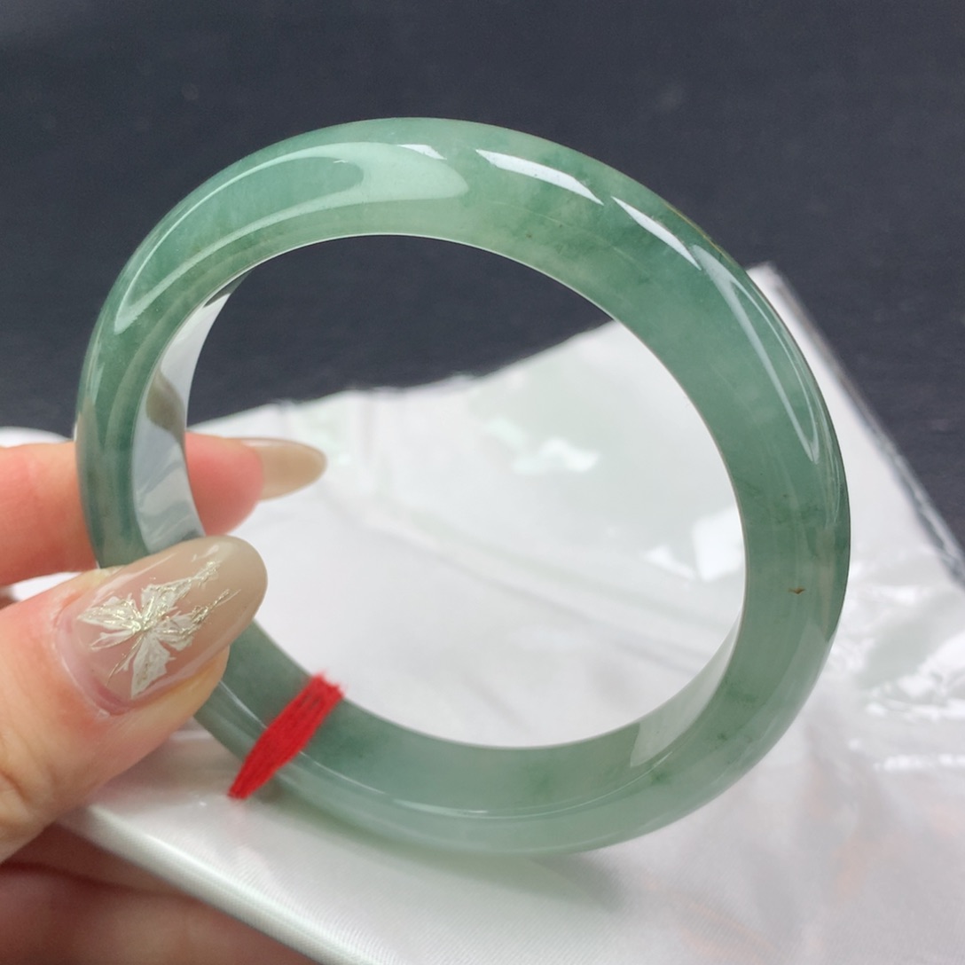 翡翠手镯未镶嵌（20号）