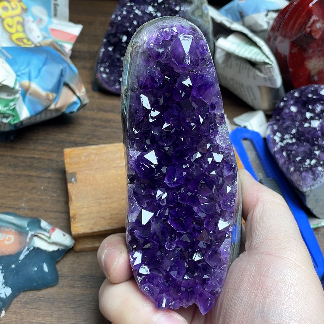 紫晶大型摆件（非配饰）未镶嵌