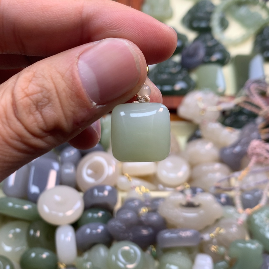 【闪购商品】和田玉颈饰未镶嵌