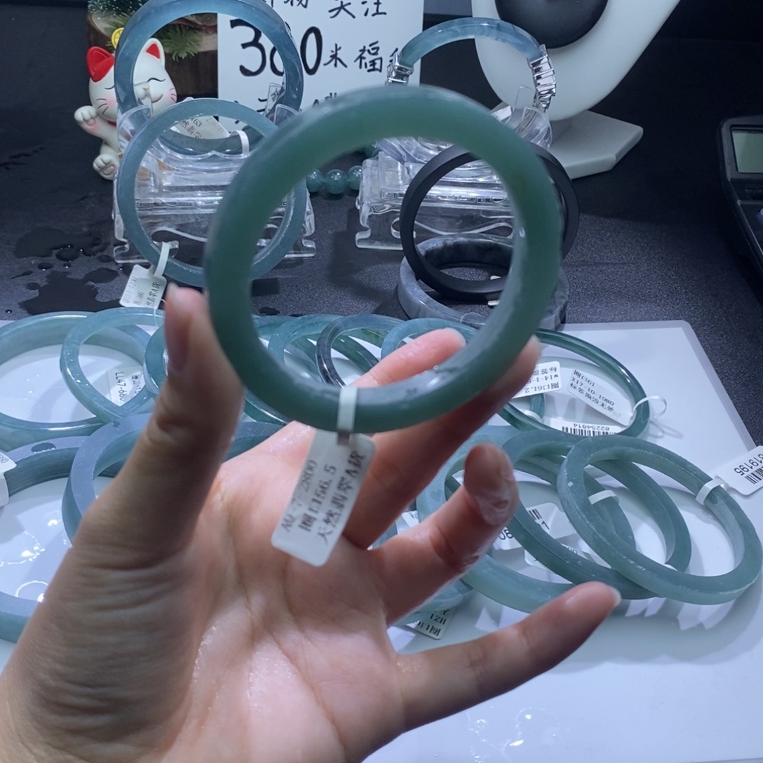 定制翡翠未镶嵌定制