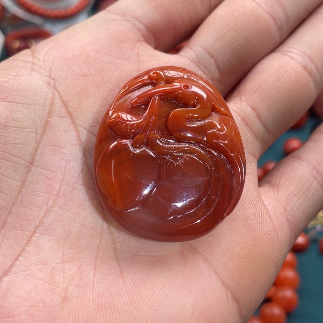 南红玛瑙川料满肉双色南红吊坠未镶嵌