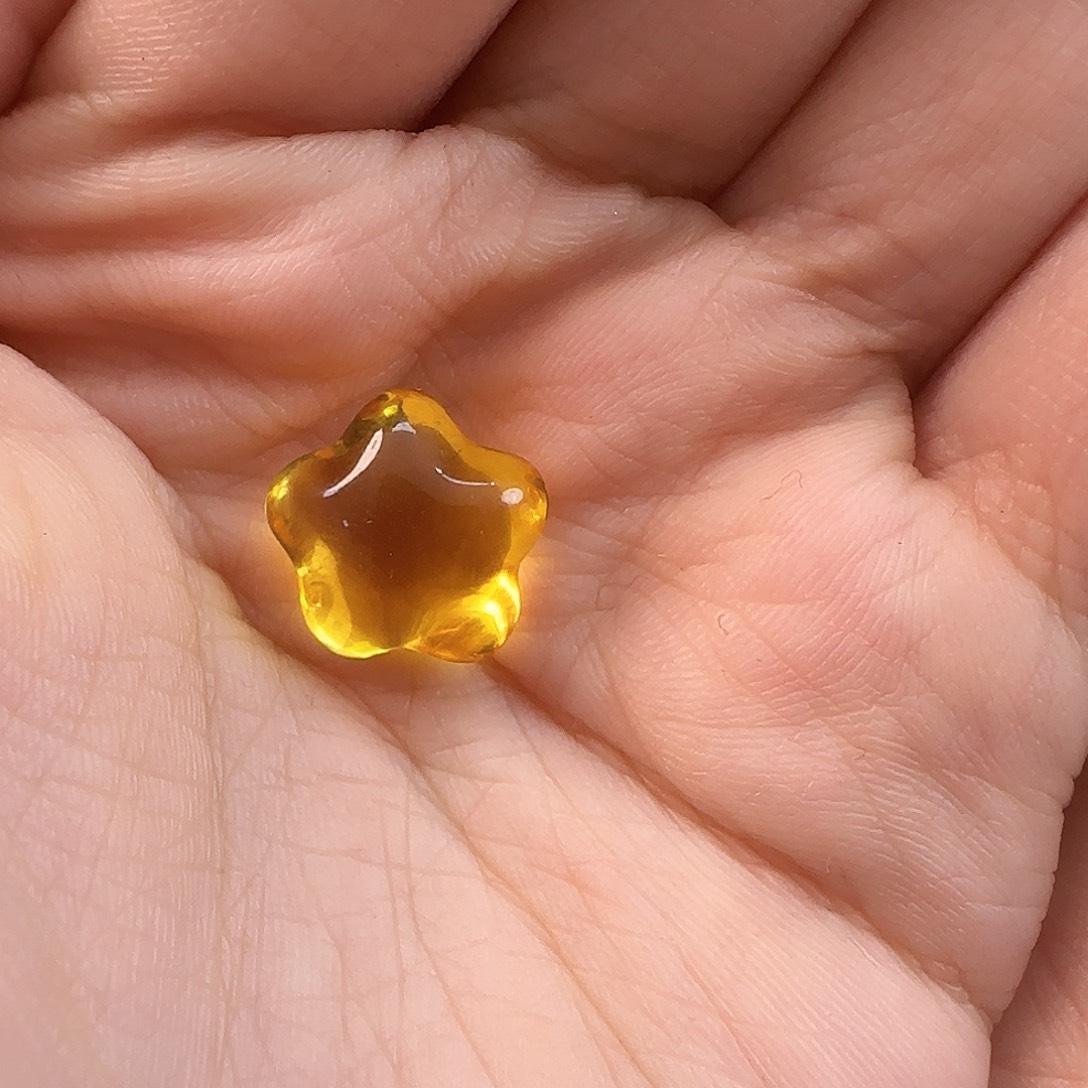 琥珀珠宝奇石未镶嵌蜂**盖