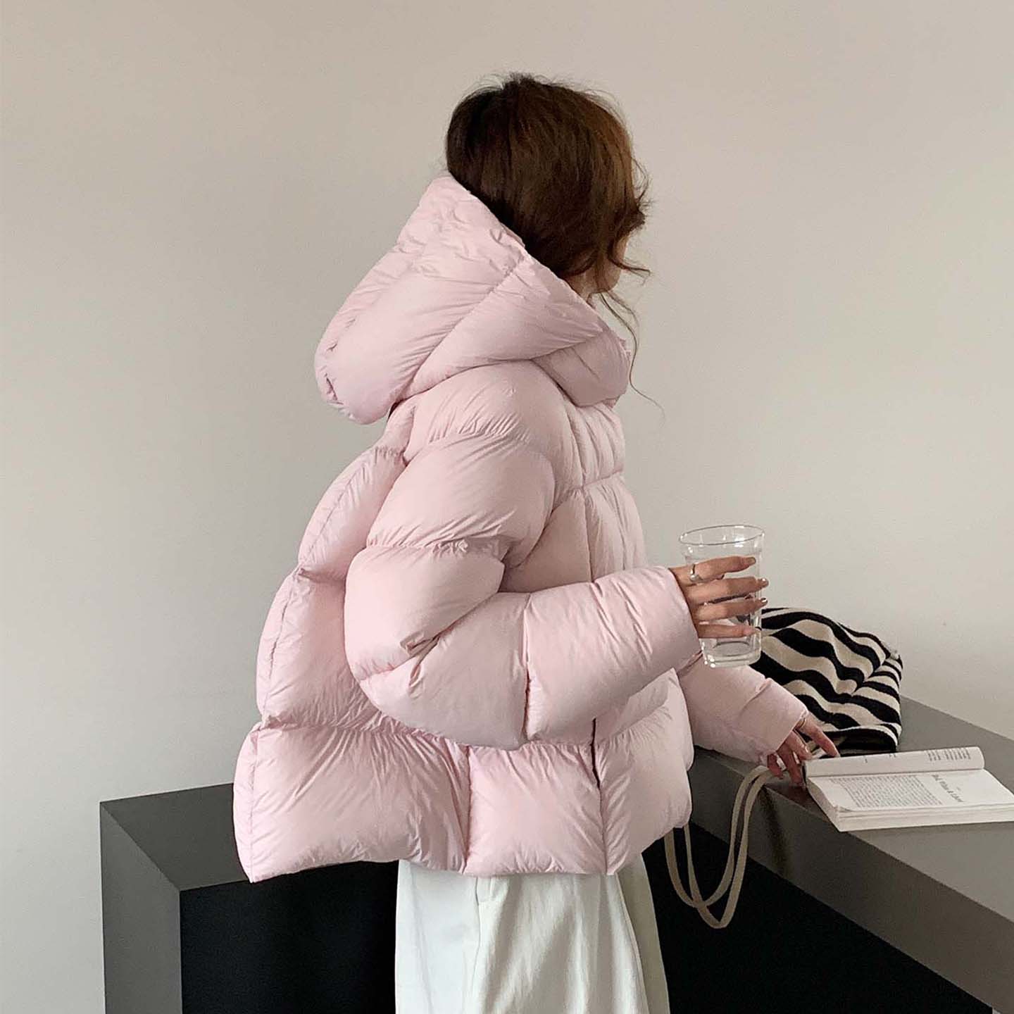 泡芙90白鹅绒羽绒服女短款2025年新款加厚云朵磁吸扣连帽外套
